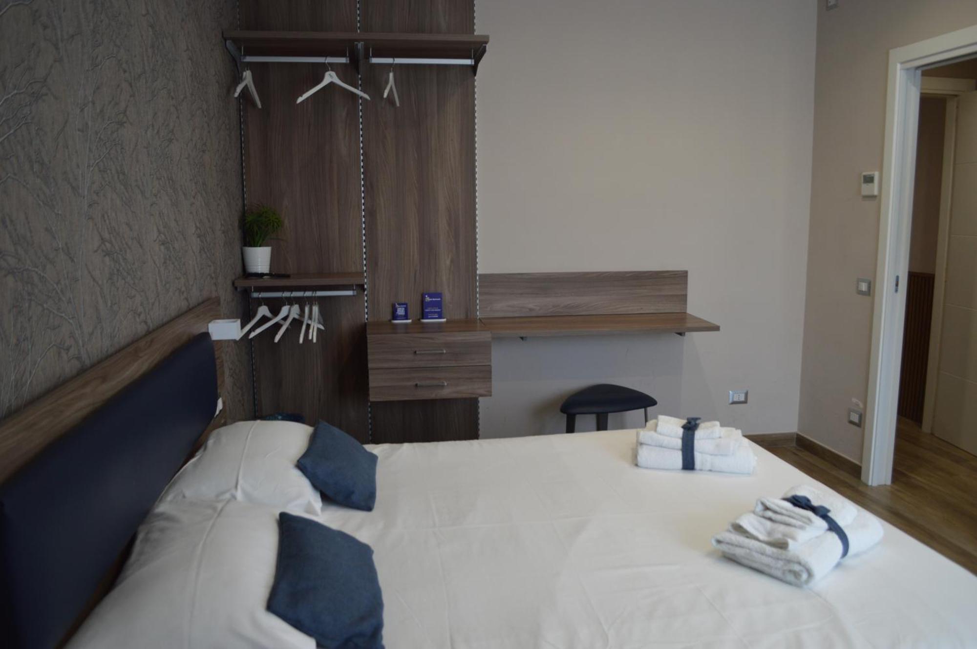 Famalu Apartments Napels Buitenkant foto